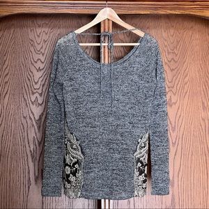 Bl/white spring/summer sweater with lace Charming Charlie Sz S